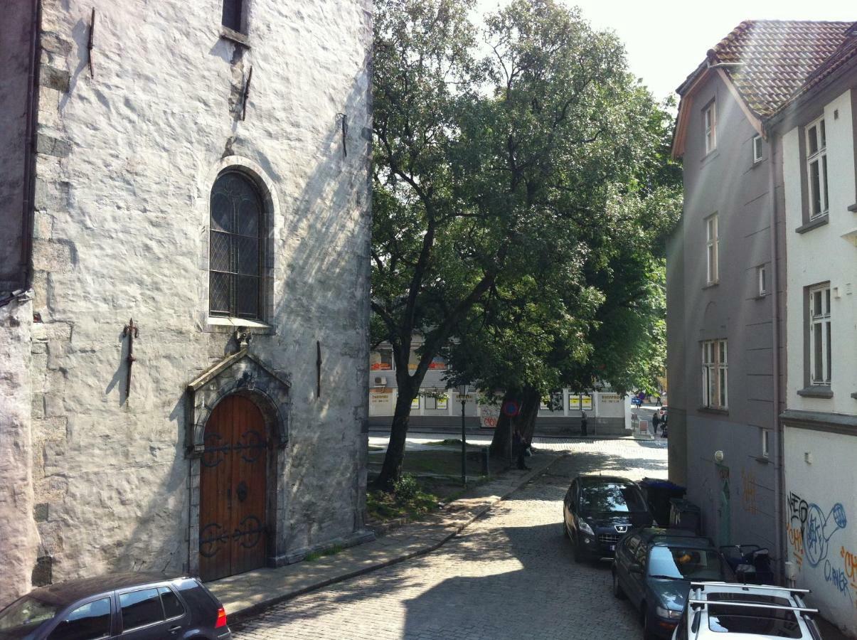 Central Location In The Heart Of Historic Берген Екстериор снимка